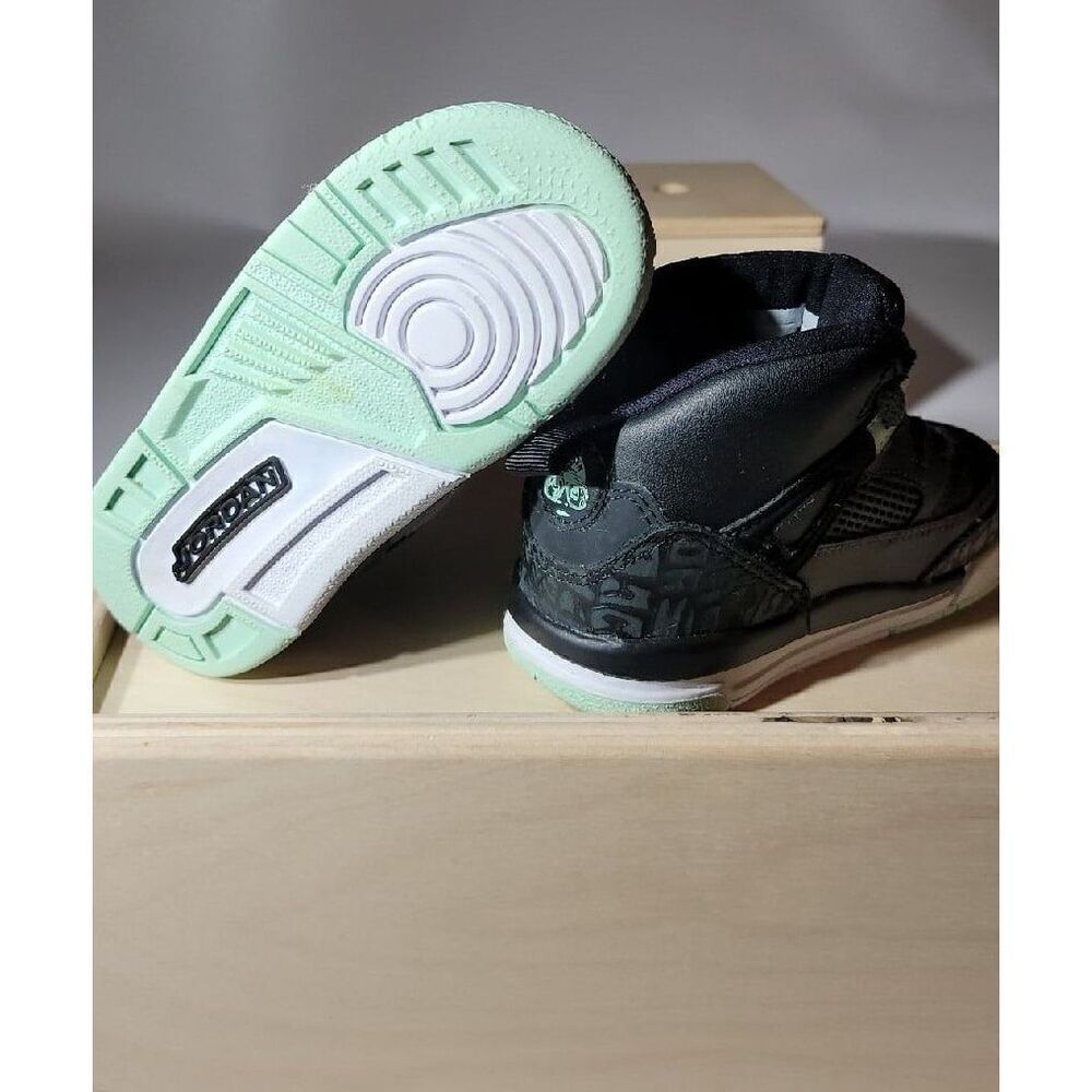 Jordan Spizike 'Grey Cement' 6C - Picture 3 of 5
